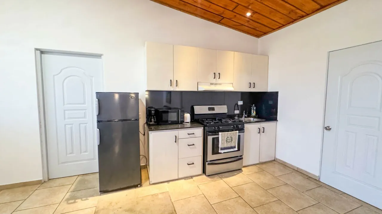 The Bohemian Sosua: Modern 1-BR Minimalist Apartment – Quiet & Secure