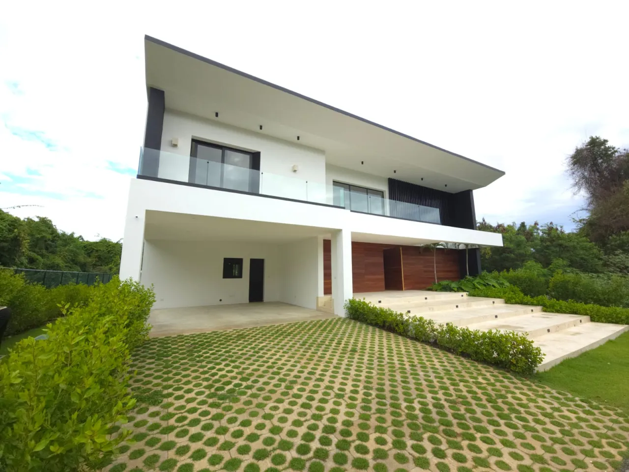 Luxury Villa for Sale in Punta Cana Village | 4 Bedrooms and Private Pool photo 1
