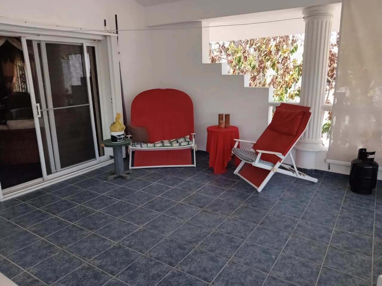 Attractive property with ample land and attractive rental income