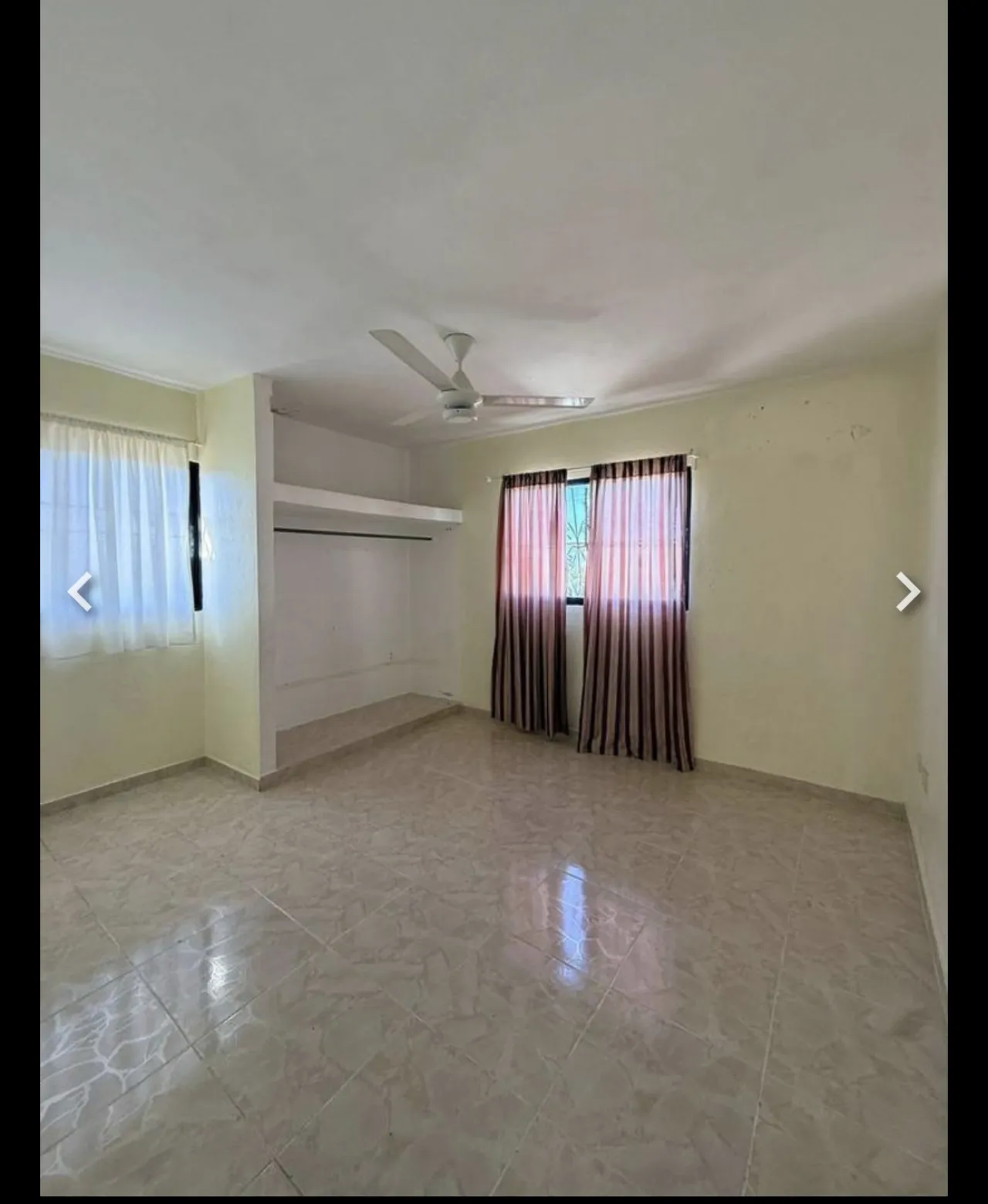 Casa de 2 niveles con 5 habitaciones en Lucerna del Mar, Santo Domingo Este