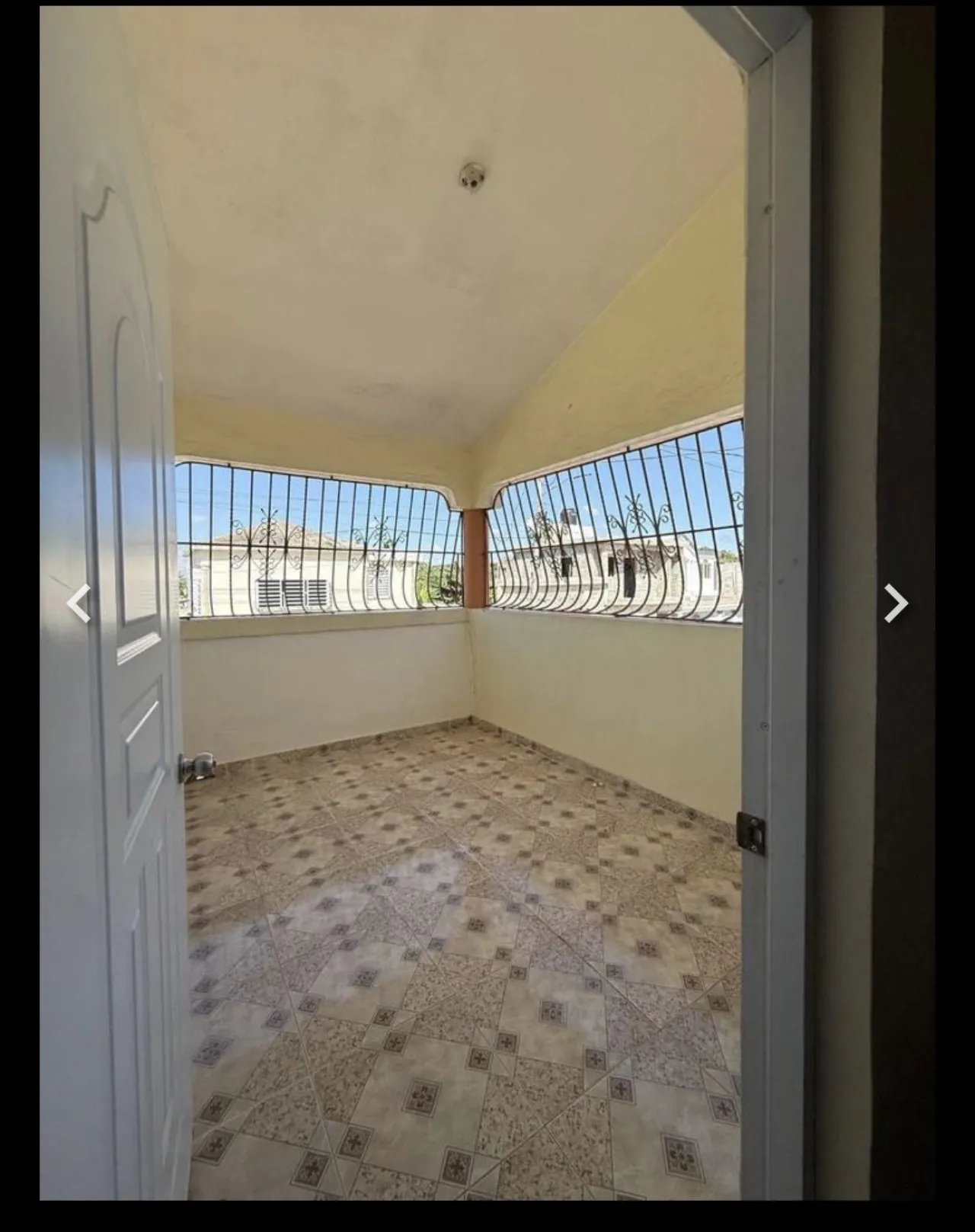 Casa de 2 niveles con 5 habitaciones en Lucerna del Mar, Santo Domingo Este photo 3