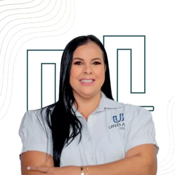Laura Valoy